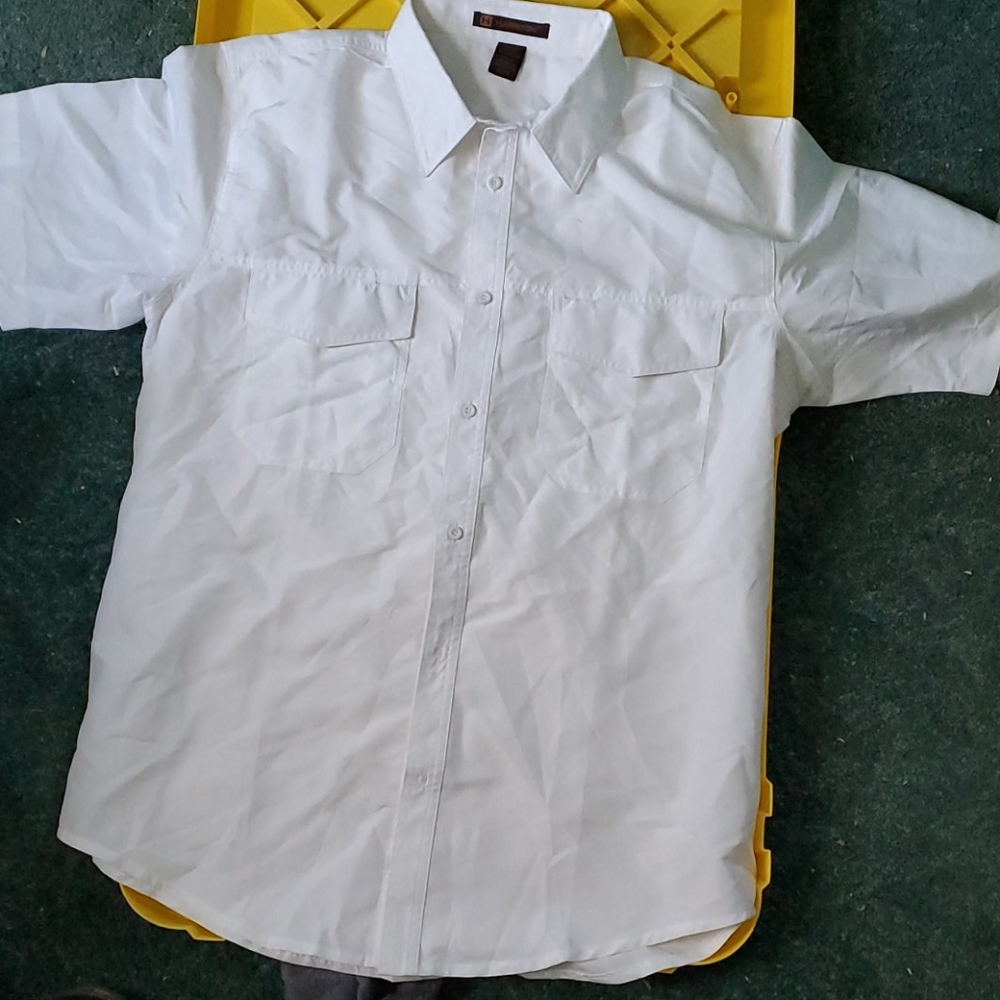 Men's Short Sleeve Performance Dress Shirt